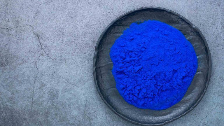 Spirulina blu nei drink