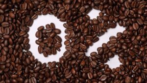 Come viene fatto il caffè decaffeinato